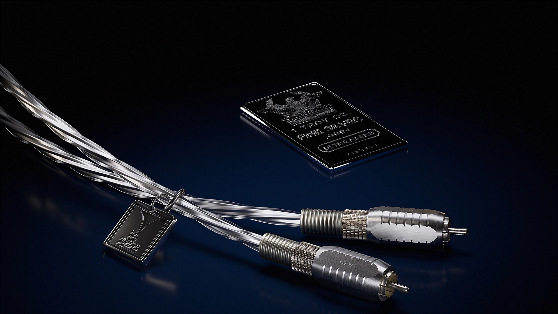 Elevate your listening experience with the High-End RCA Cable, precision hand-forged from Fine Silver 999+ for exceptional clarity.